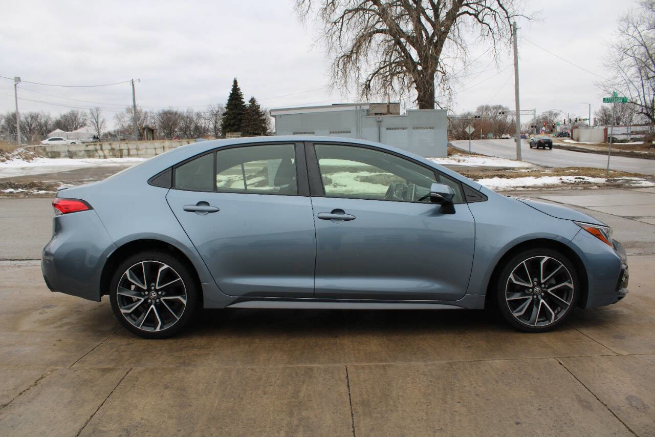 Used 2020 Toyota Corolla SE image 3