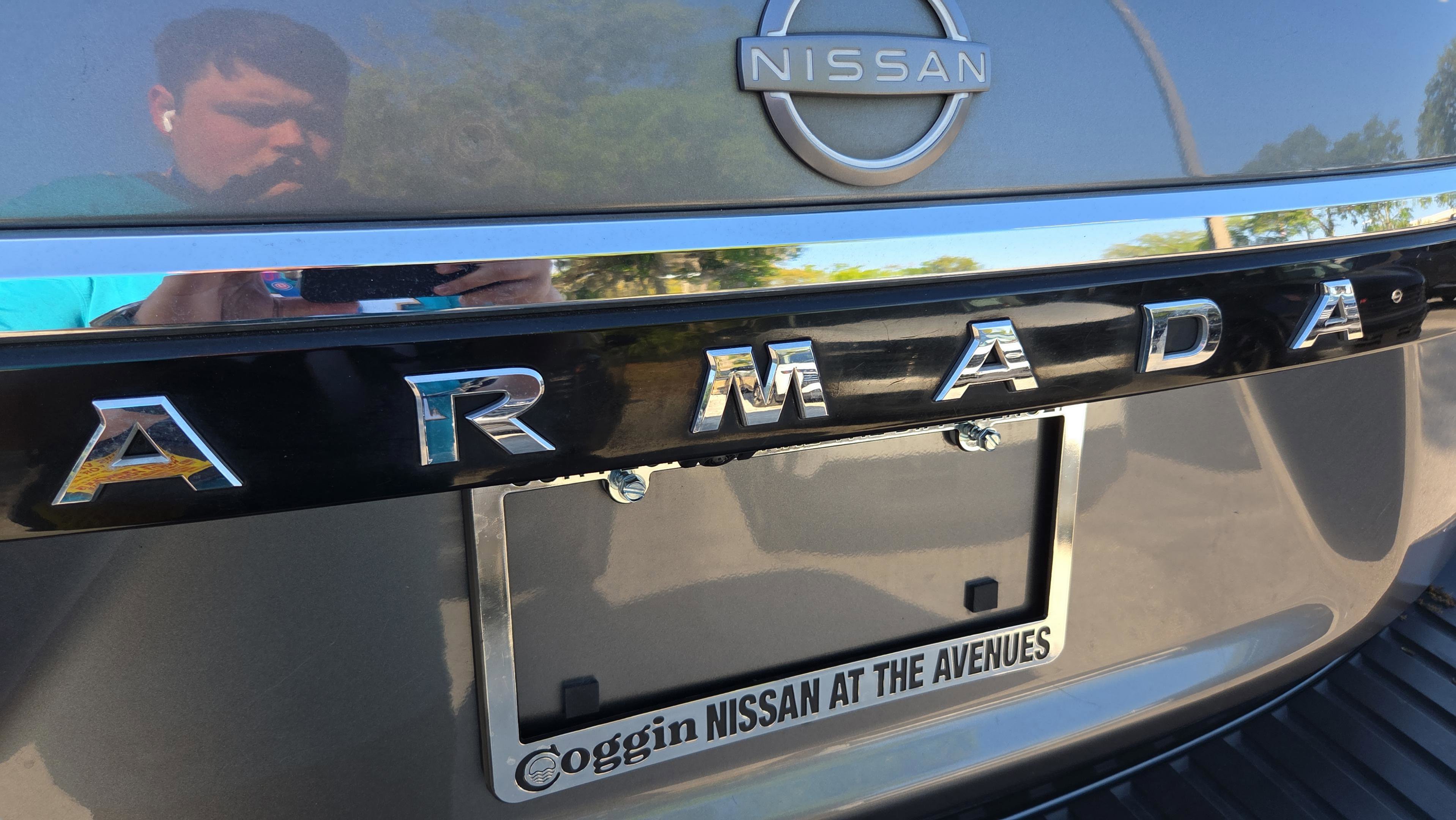 Used 2024 Nissan Armada SL w/ Captain's Chairs Package RWD image 32