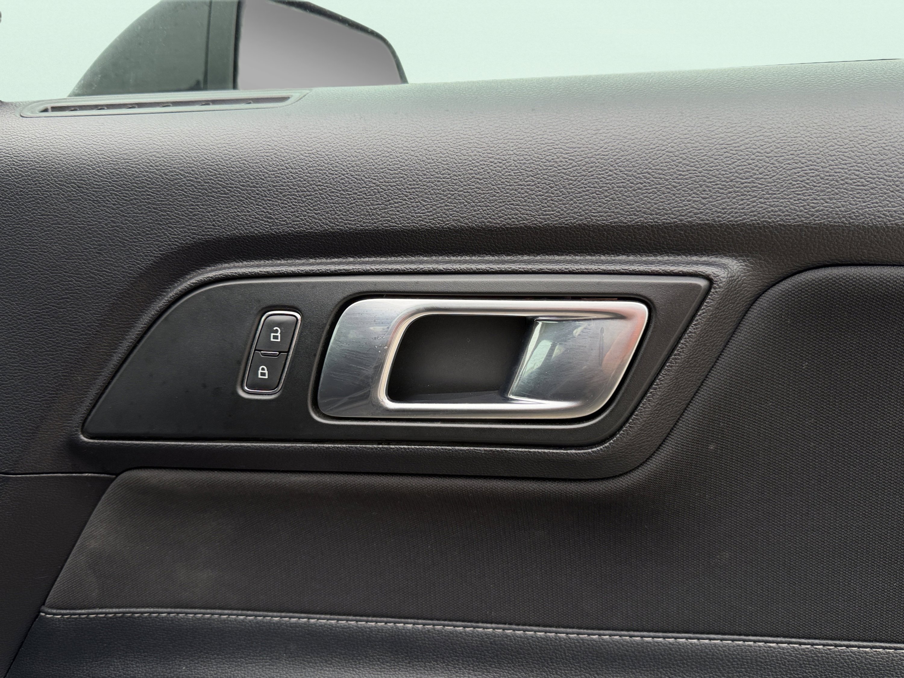 Used 2019 Ford Mustang Coupe image 36