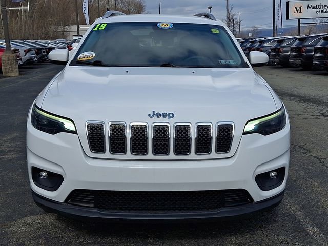 Used 2019 Jeep Cherokee Latitude Plus w/ Comfort/Convenience Group image 2