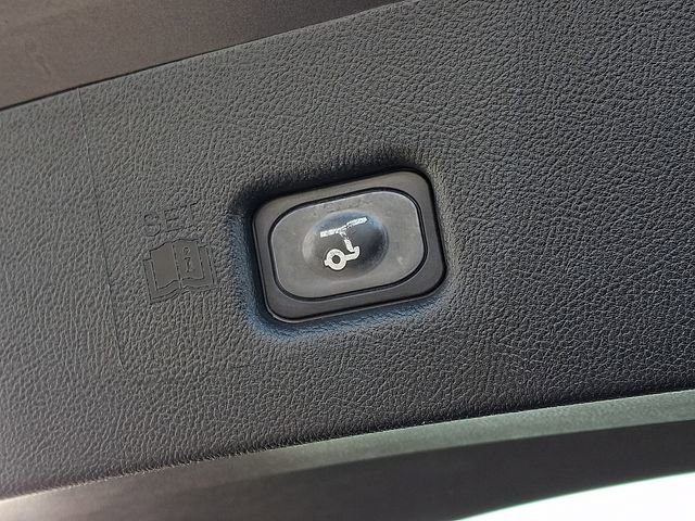 Used 2023 Lincoln Nautilus Reserve image 27