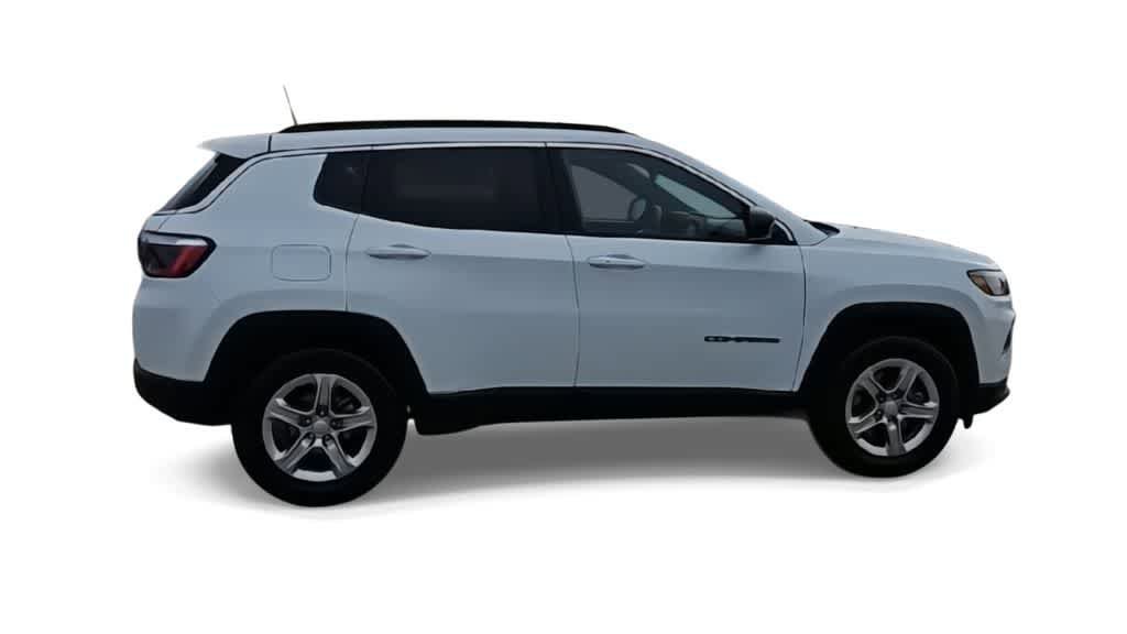 Used 2024 Jeep Compass Latitude AWD/4WD image 9