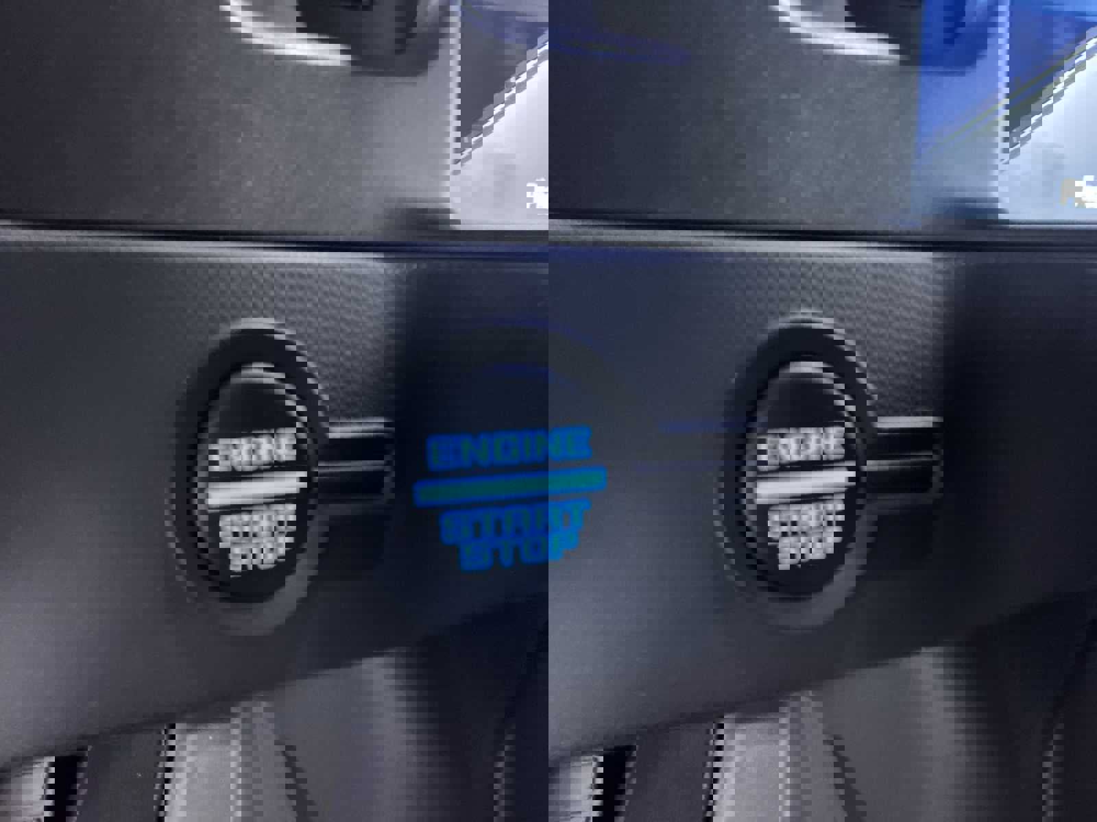 Used 2024 Ford Bronco Badlands image 17