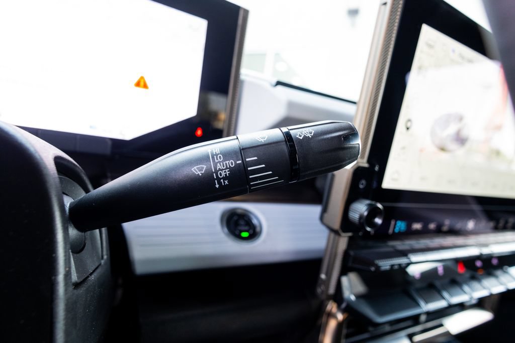 Used 2025 GMC Hummer EV 3X AWD/4WD image 29