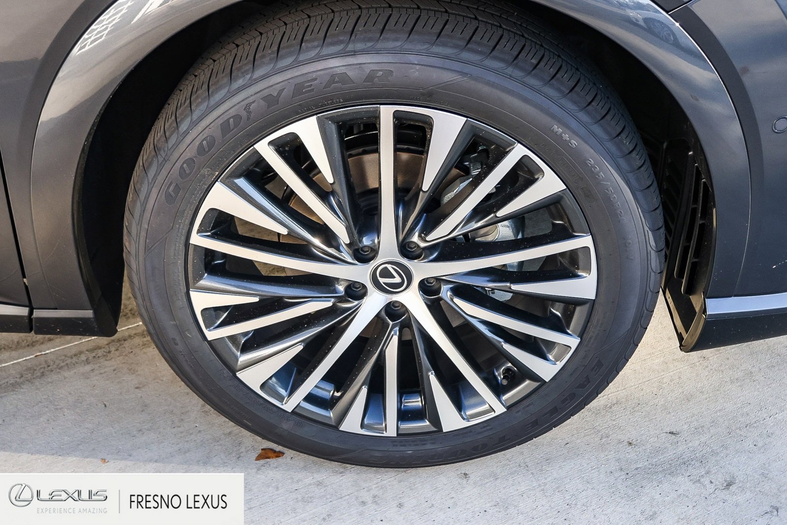 New 2025 Lexus RX 350 AWD image 9