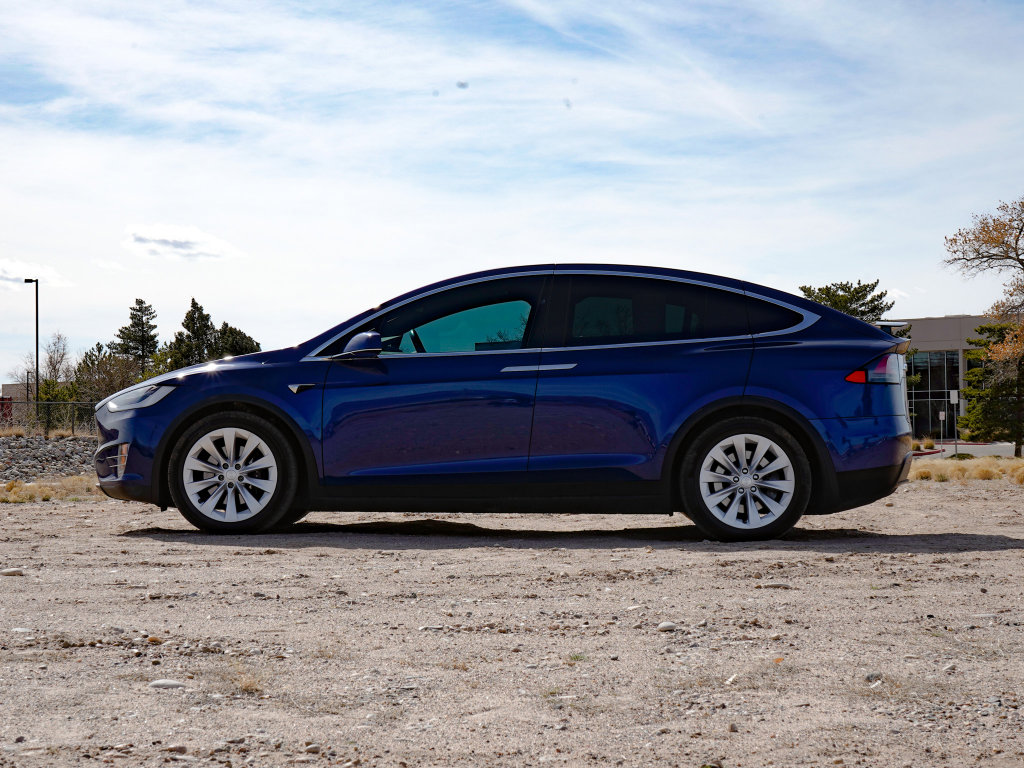 Used 2020 Tesla Model X Long Range image 2