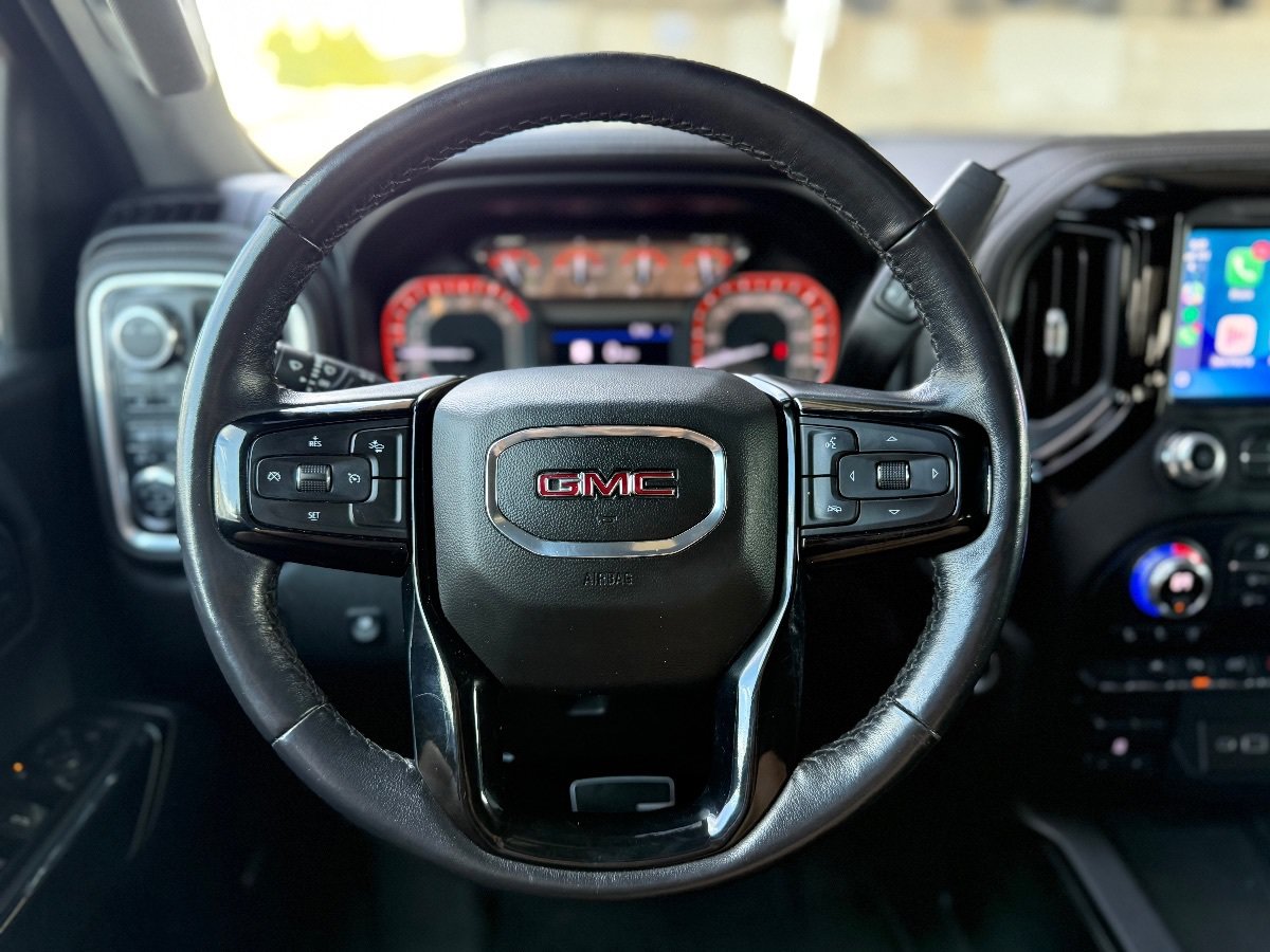 Used 2022 GMC Sierra 1500 SLT w/ SLT Premium Plus Package AWD/4WD image 18