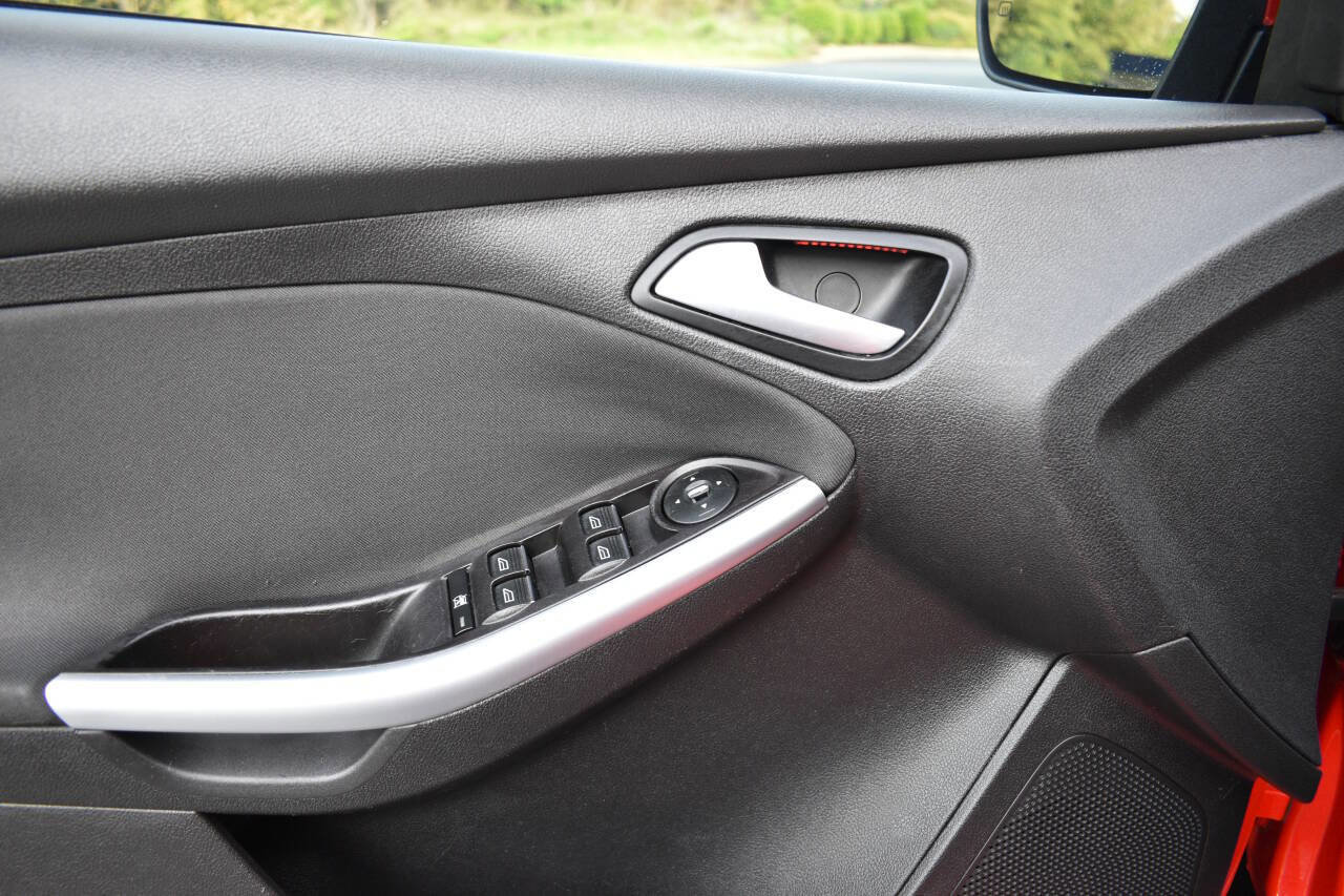 Used 2013 Ford Focus ST image 17