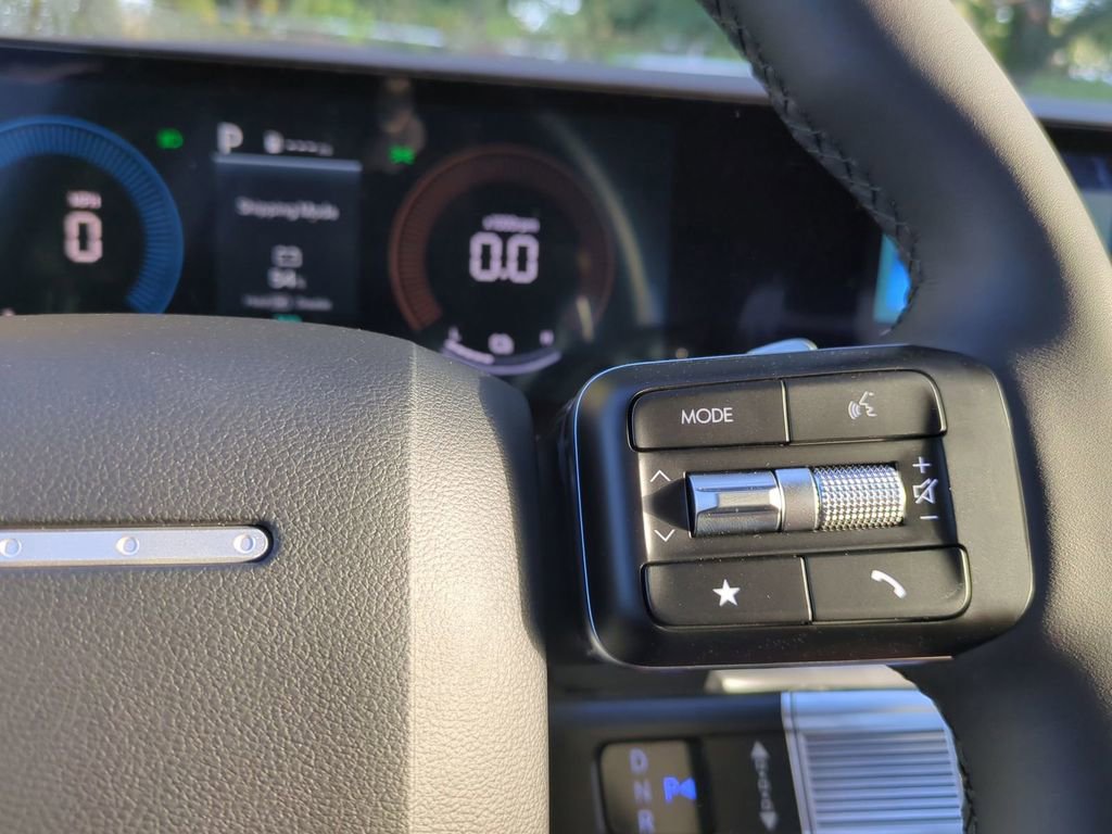 New 2026 Hyundai Santa Fe SE image 31