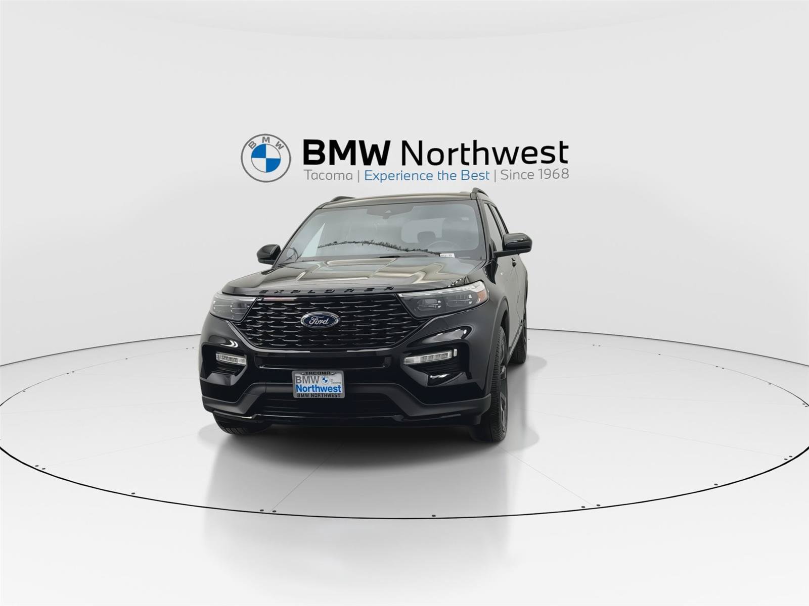 Used 2023 Ford Explorer ST-Line w/ Class IV Trailer Tow Package AWD/4WD image 8