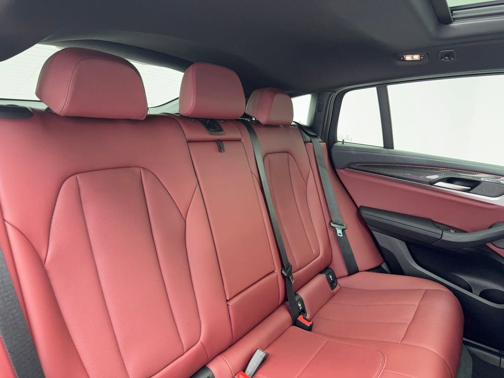 Used 2023 BMW X4 M40i w/ Premium Package image 50
