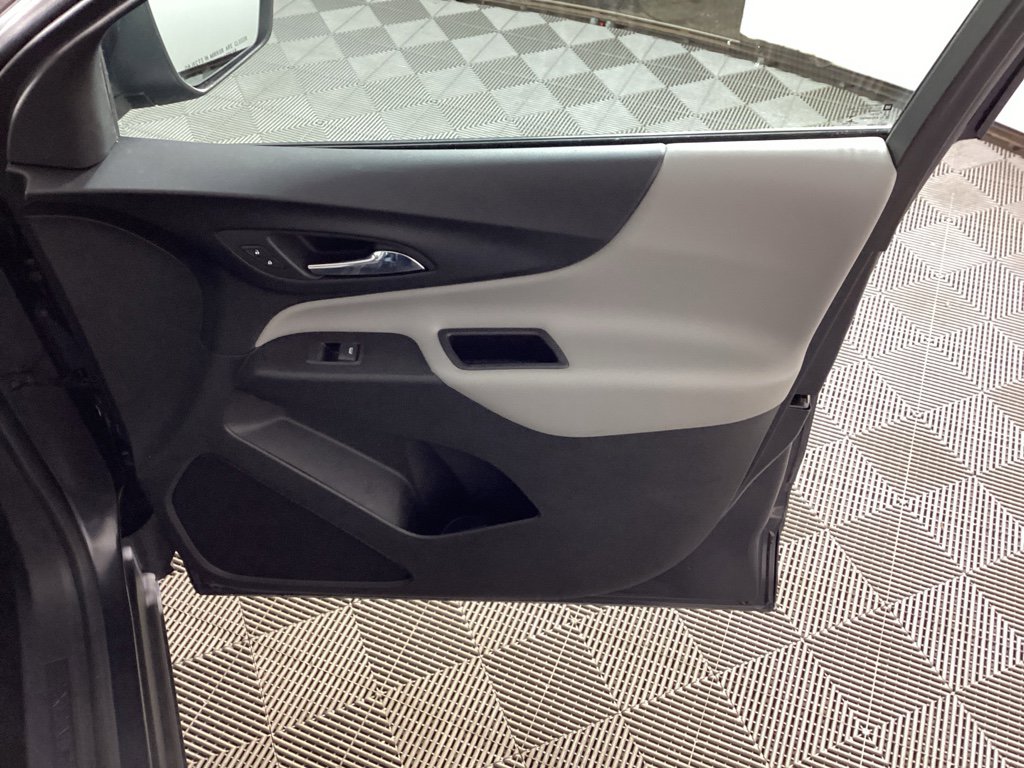 Used 2022 Chevrolet Equinox LT image 9