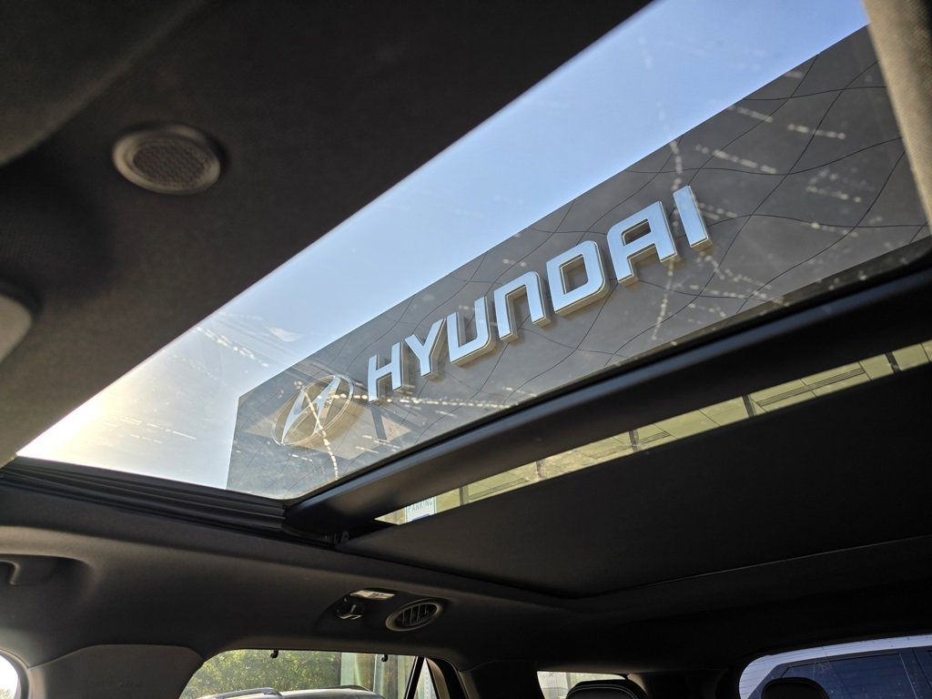 Used 2023 Ford Explorer ST w/ Equipment Group 401A image 2