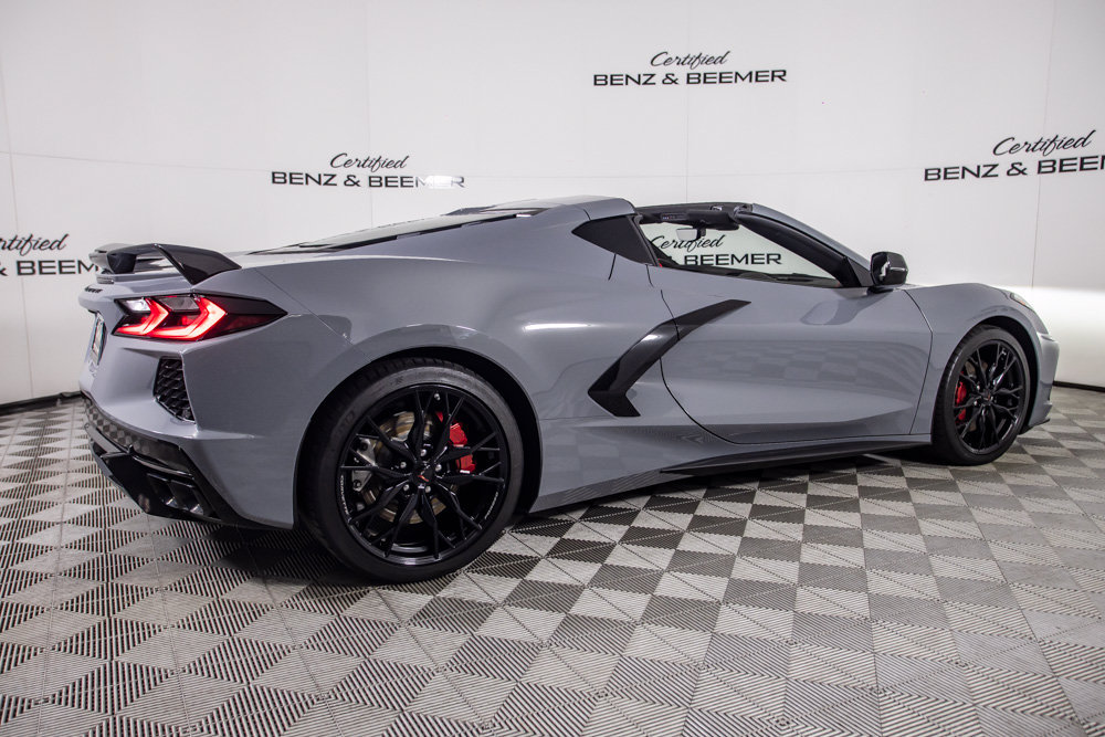 Used 2024 Chevrolet Corvette Stingray Preferred Cpe w/ Z51 Performance Package RWD image 5