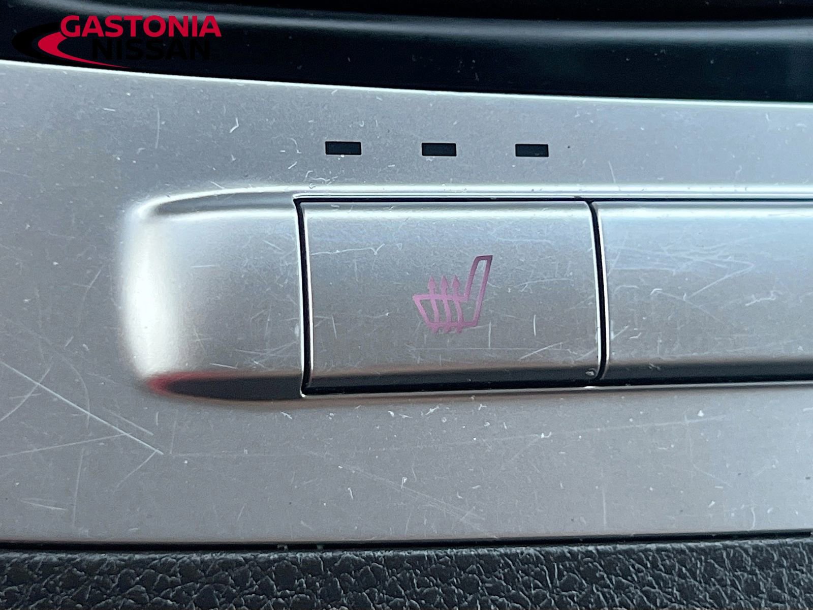 Used 2024 Kia Carnival LX image 26