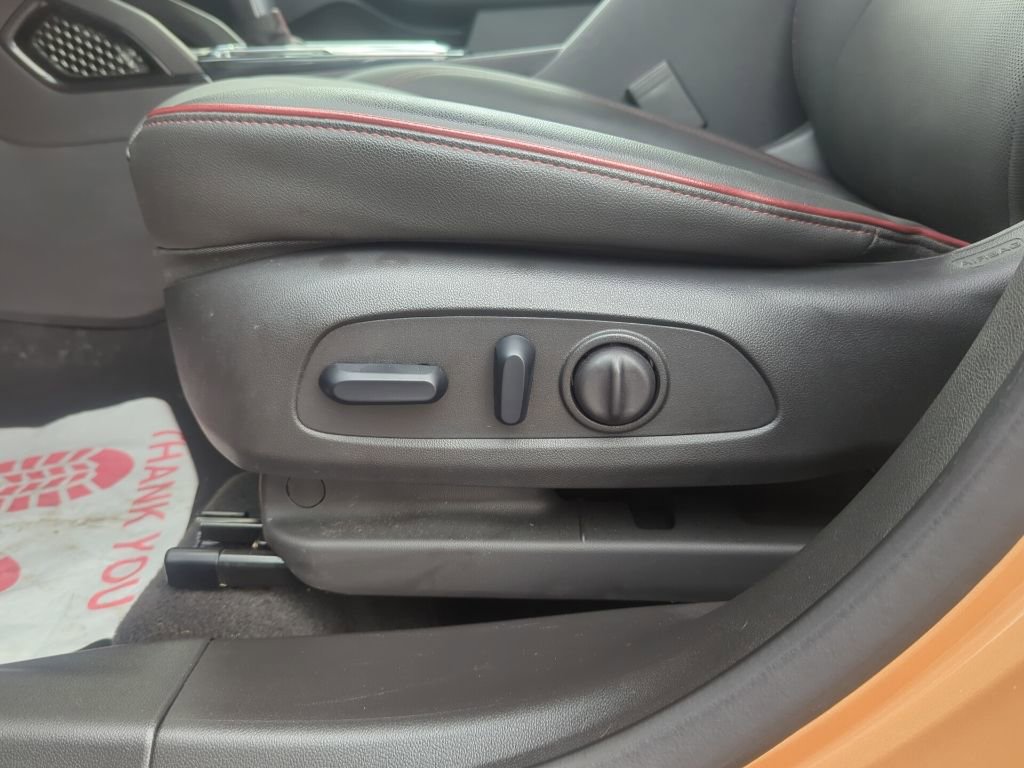 Certified 2024 Chevrolet TrailBlazer RS w/ Driver Confidence Package image 21