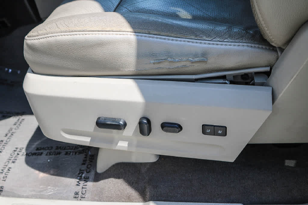 Used 2014 Ford Expedition Limited w/ Equipment Group 301A RWD image 20