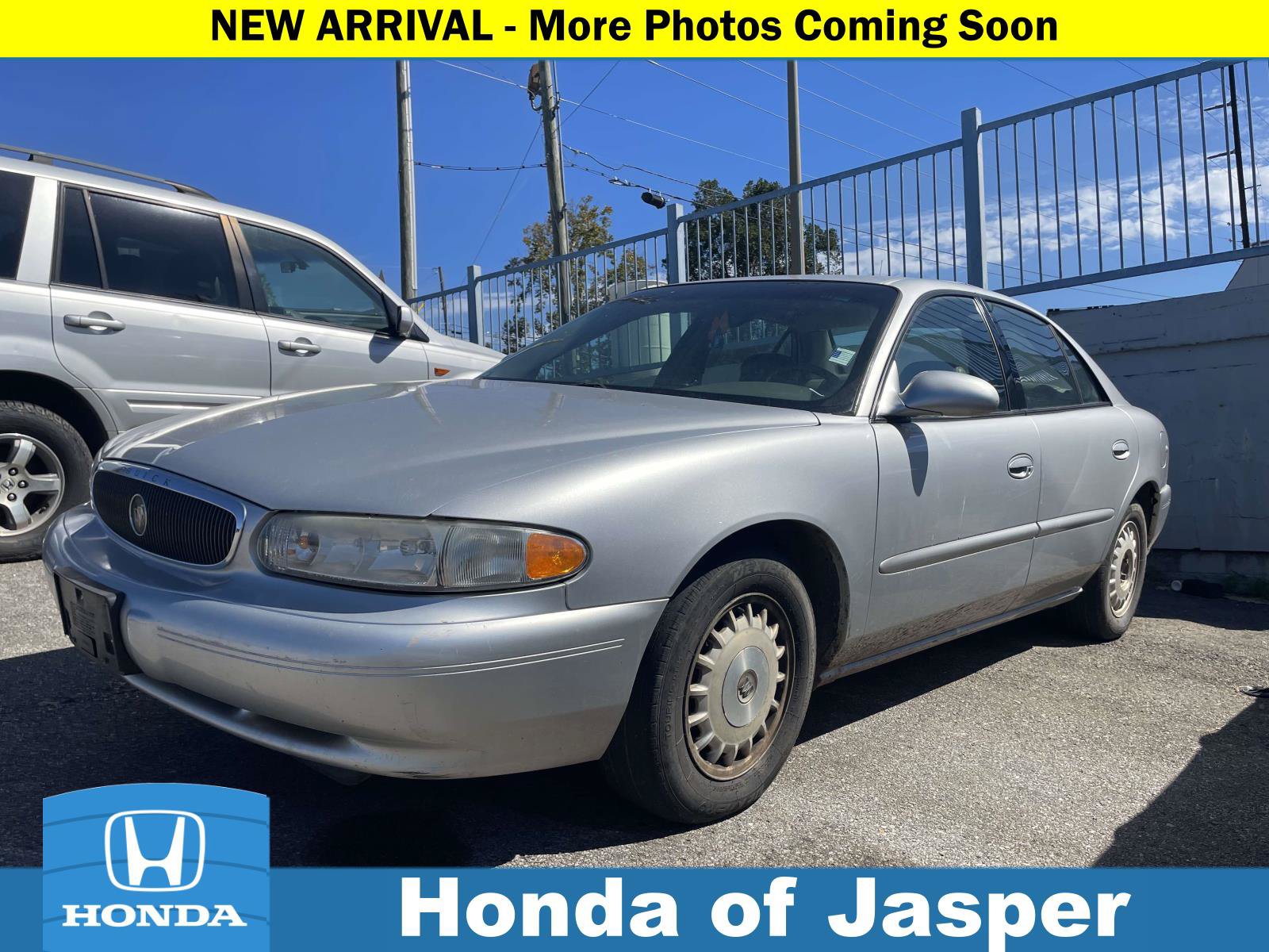 Used 2003 Buick Century Custom FWD image 1