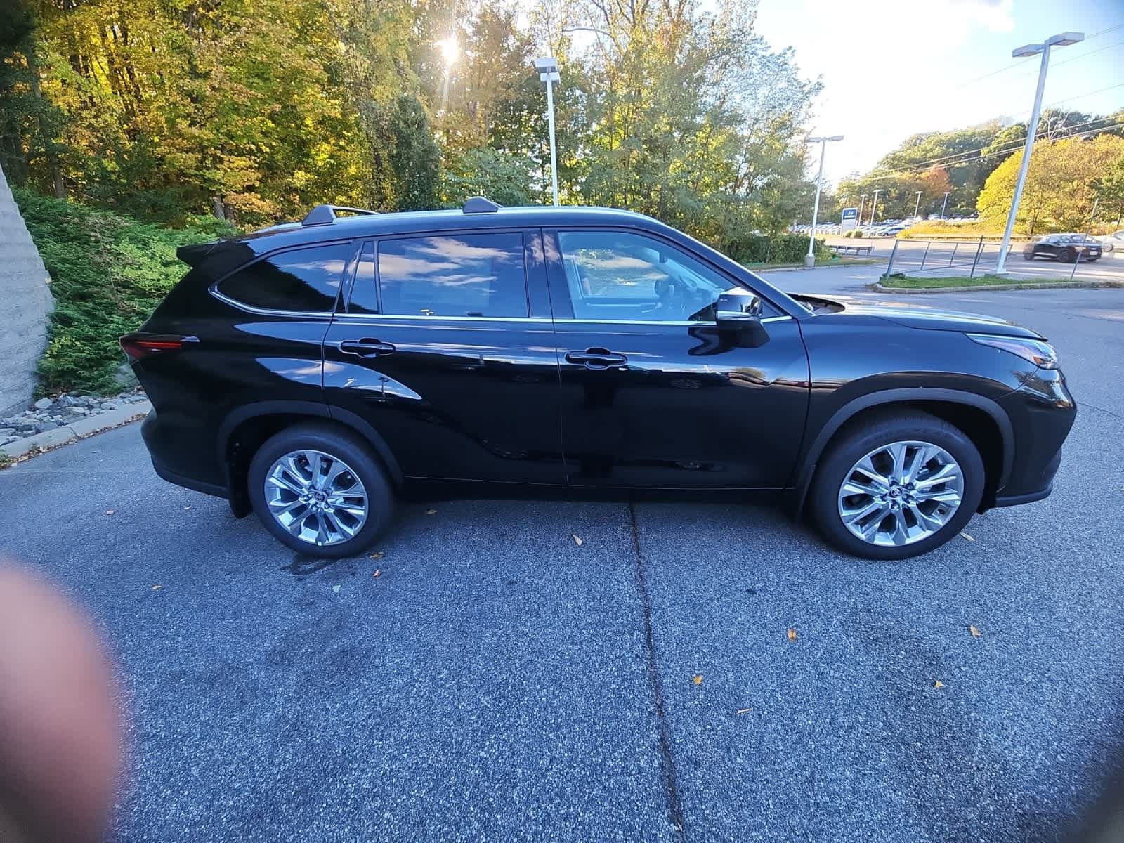New 2026 Toyota Highlander Limited AWD/4WD image 21