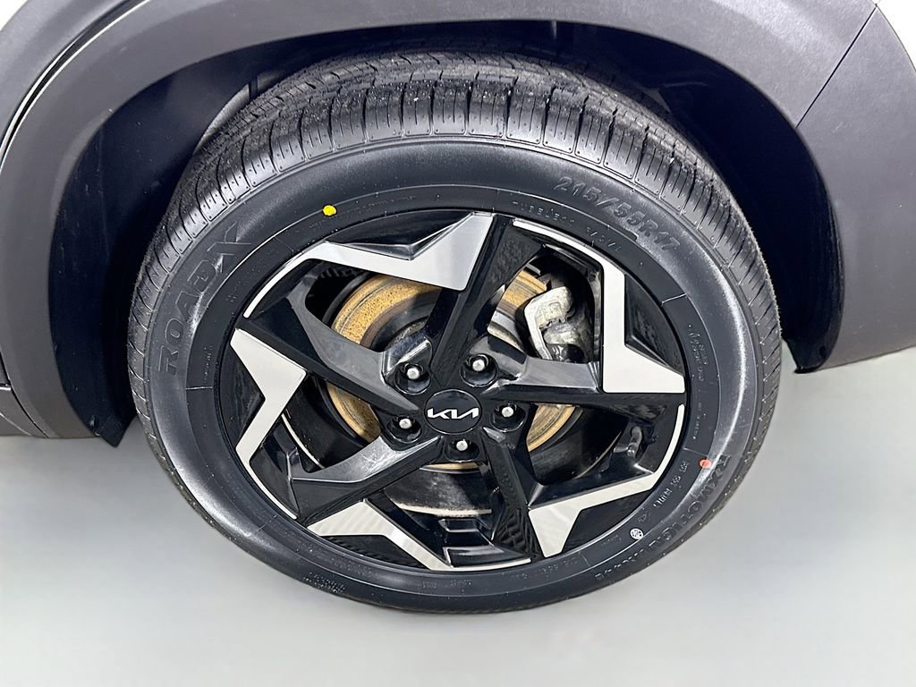 Used 2024 Kia Seltos EX image 34