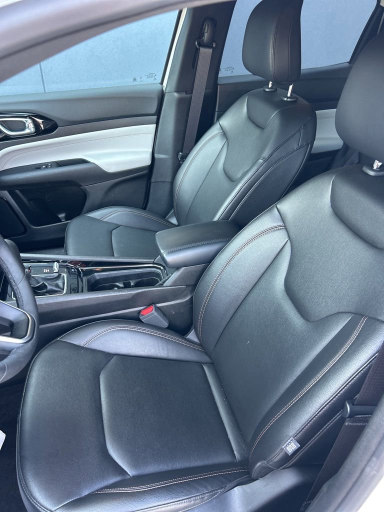 Used 2024 Jeep Compass Limited image 7