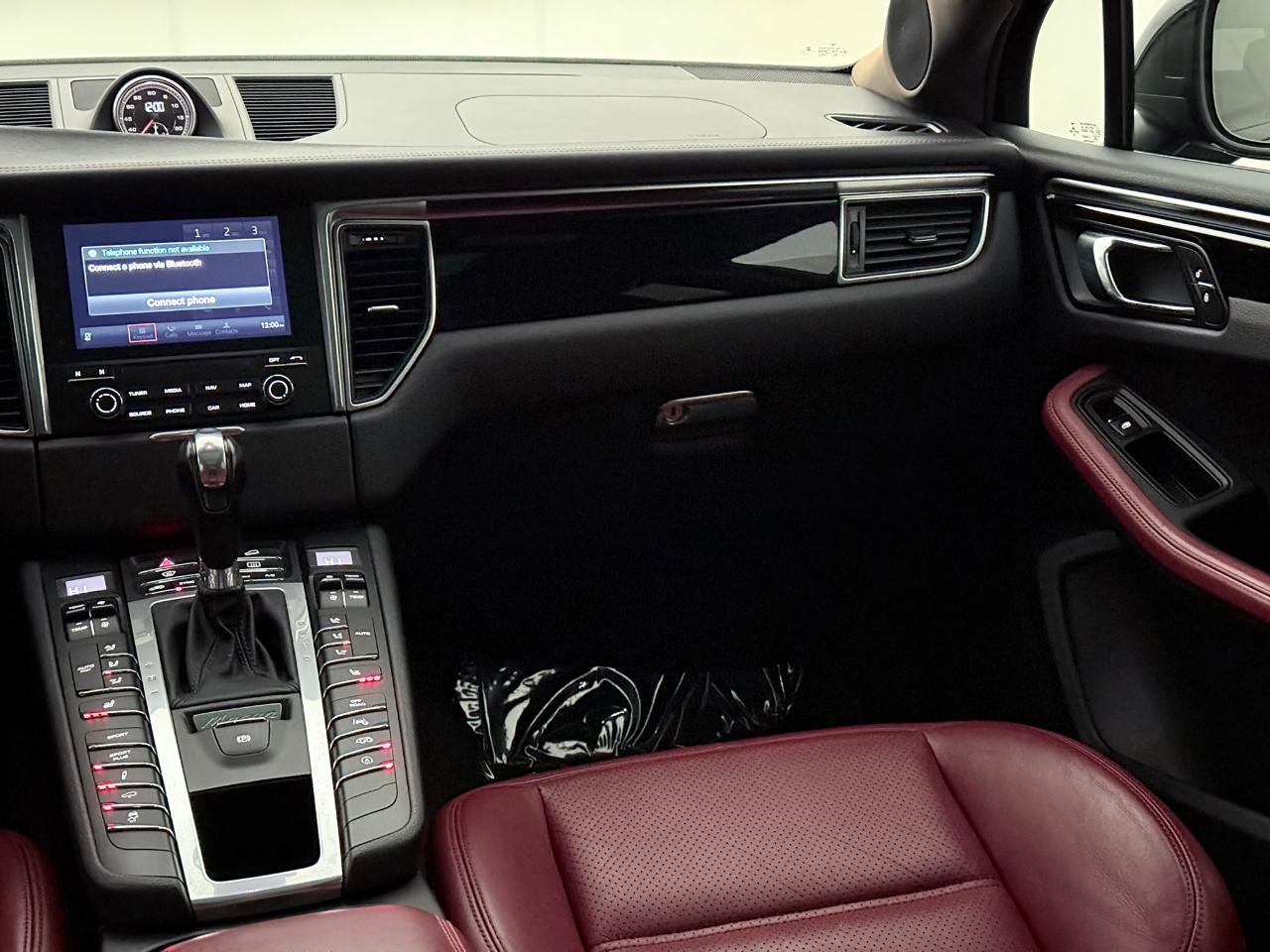 Used 2018 Porsche Macan GTS image 32