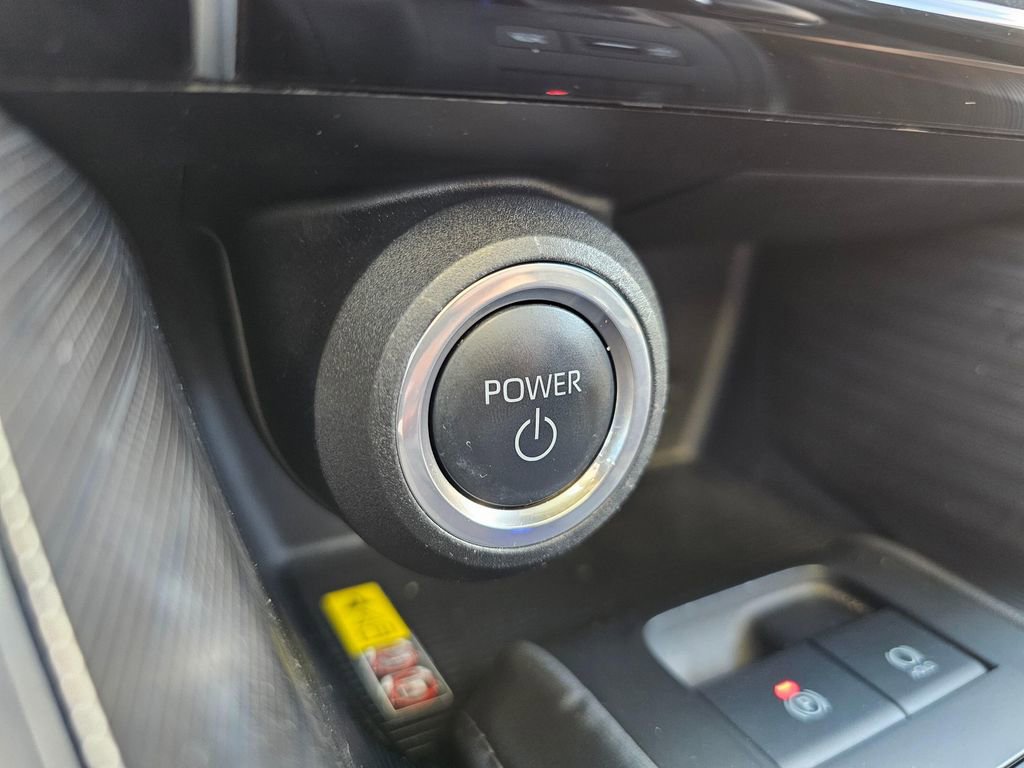 Used 2024 Toyota Venza Limited AWD/4WD image 32