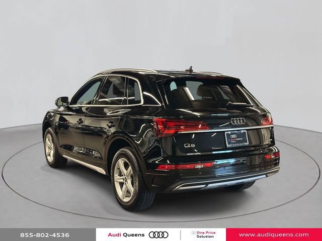 Certified 2024 Audi Q5 2.0T Premium w/ Convenience Package AWD/4WD image 4