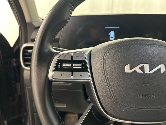 Used 2025 Kia Telluride S AWD/4WD image 13