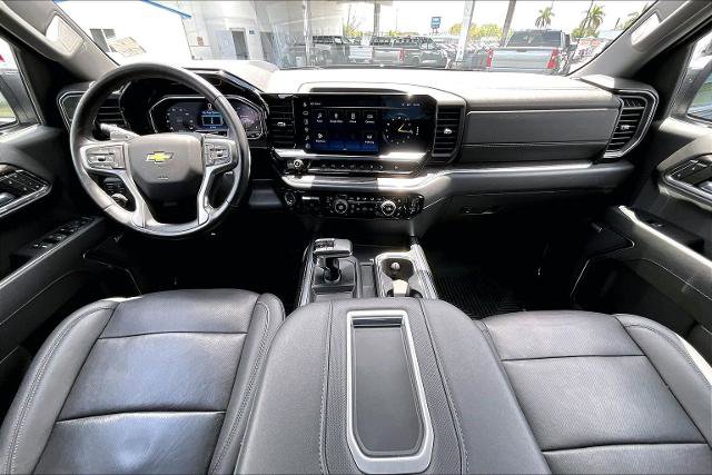 Certified 2022 Chevrolet Silverado 1500 LTZ w/ LTZ Premium Package AWD/4WD image 14