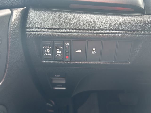 Used 2025 Honda Odyssey Sport-L image 21