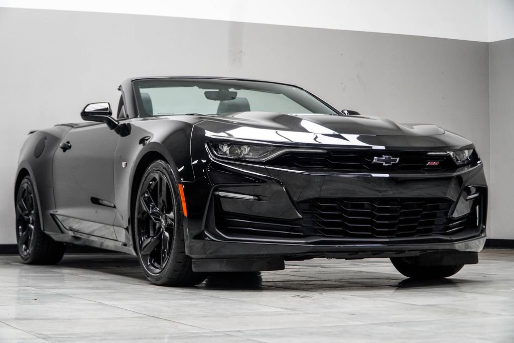 Used 2023 Chevrolet Camaro SS RWD image 4