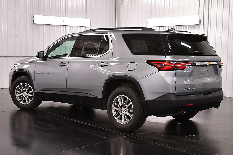 Used 2023 Chevrolet Traverse LT AWD/4WD image 5
