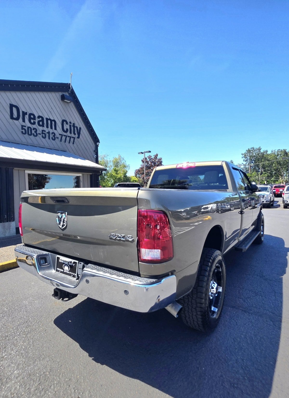 Used 2014 RAM 2500 Tradesman w/ Chrome Appearance Group AWD/4WD image 6