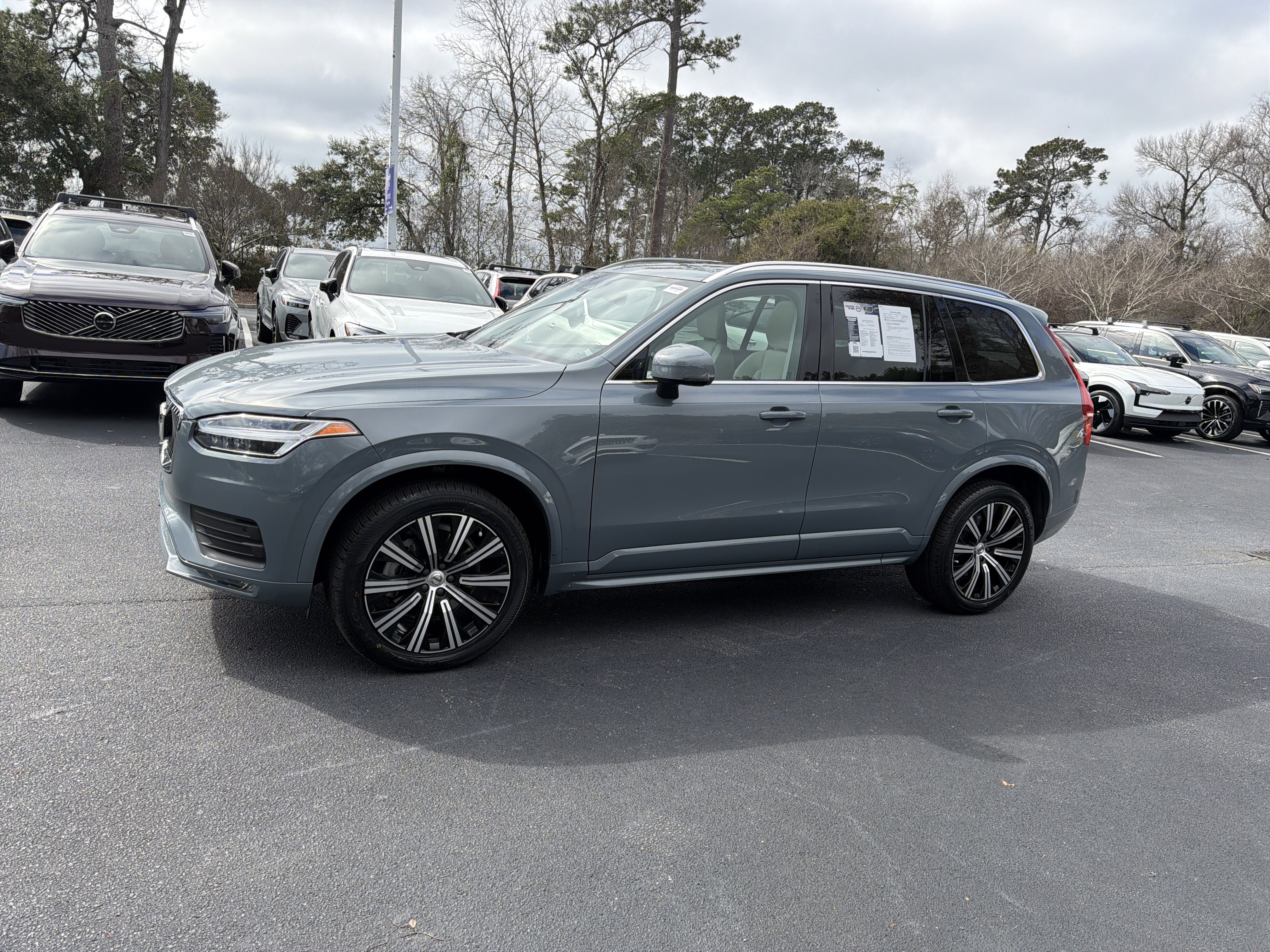 Certified 2023 Volvo XC90 B6 Core image 42