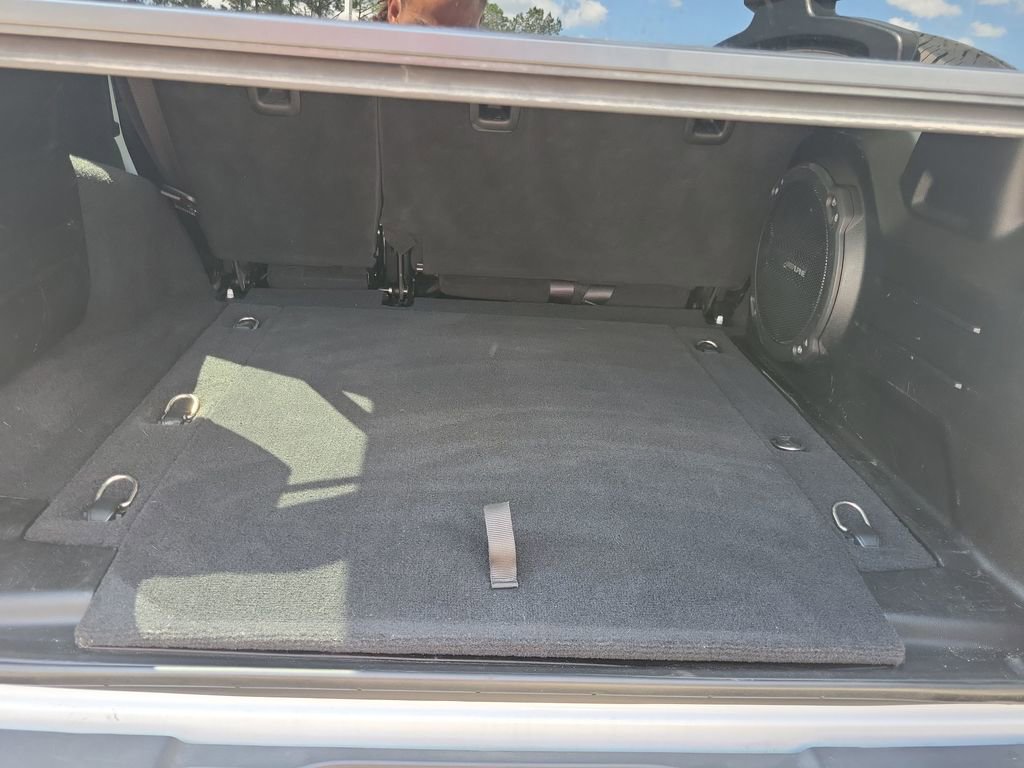 Used 2018 Jeep Wrangler Unlimited Sahara AWD/4WD image 33
