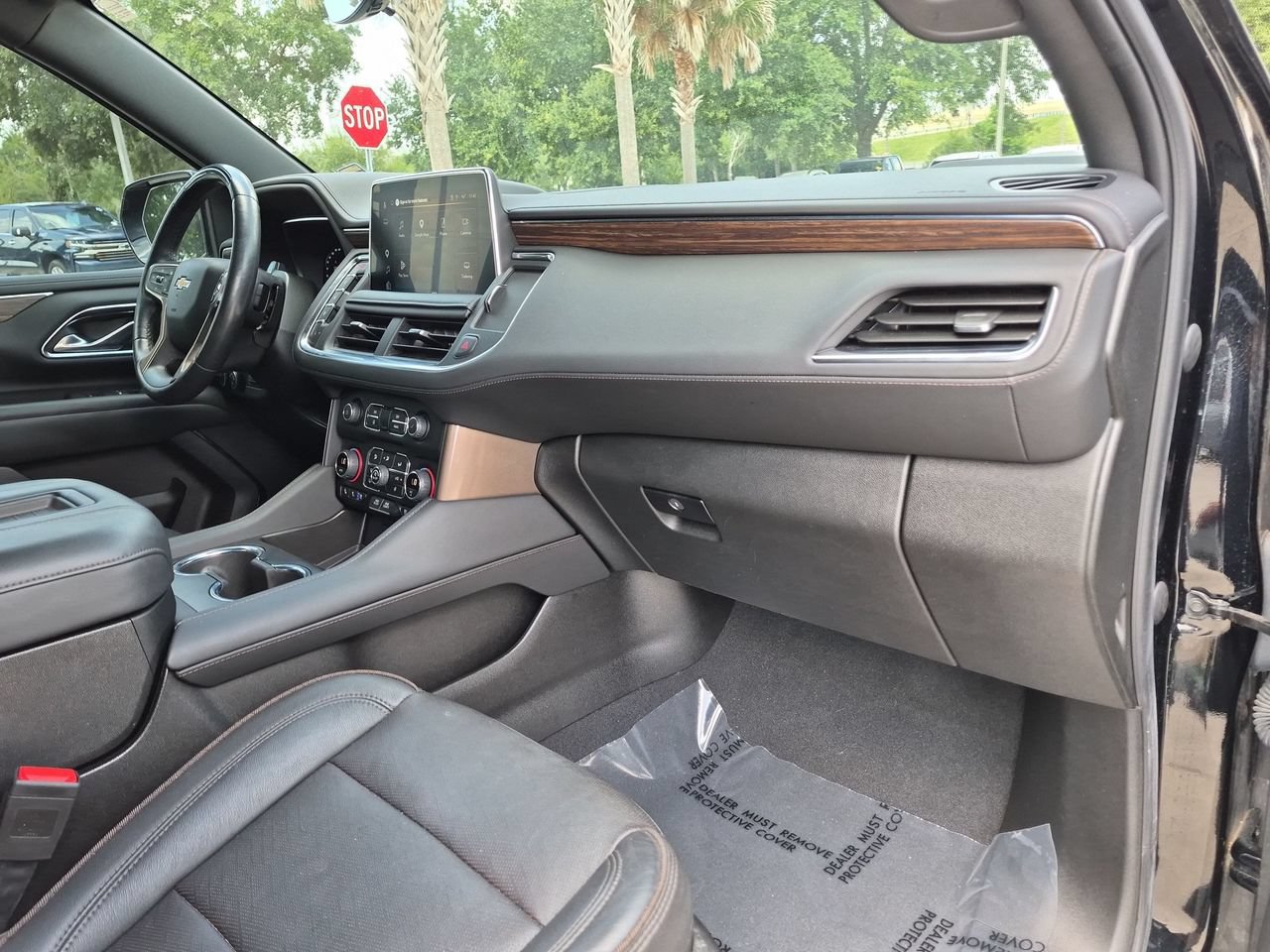 Certified 2023 Chevrolet Tahoe High Country w/ Advanced Technology Package AWD/4WD image 24