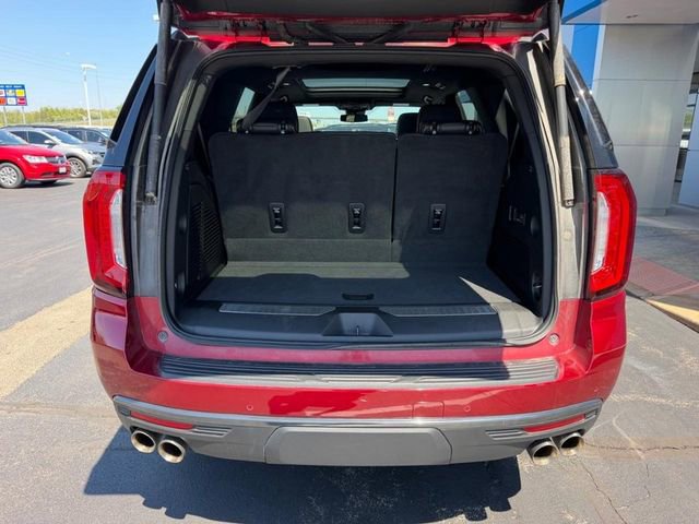 Used 2023 GMC Yukon AT4 w/ AT4 Premium Package AWD/4WD image 7