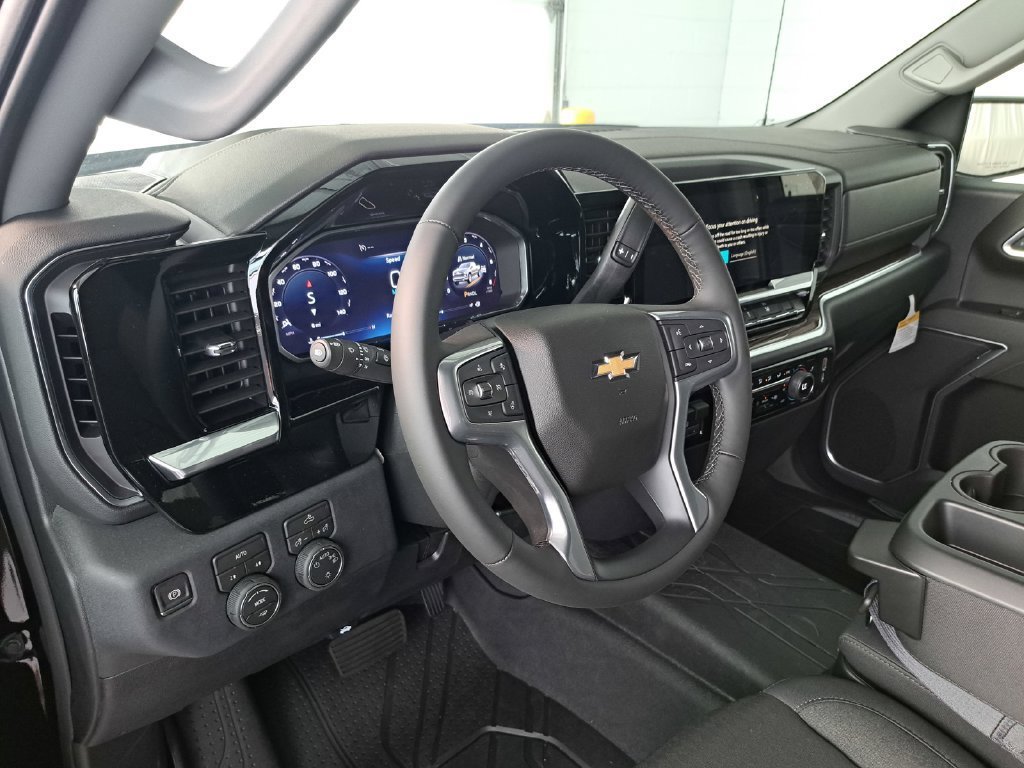New 2026 Chevrolet Silverado 1500 LT w/ Protection Package AWD/4WD image 8