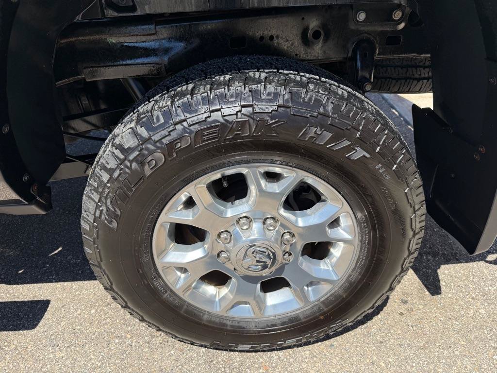 Used 2022 RAM 2500 Laramie AWD/4WD image 9