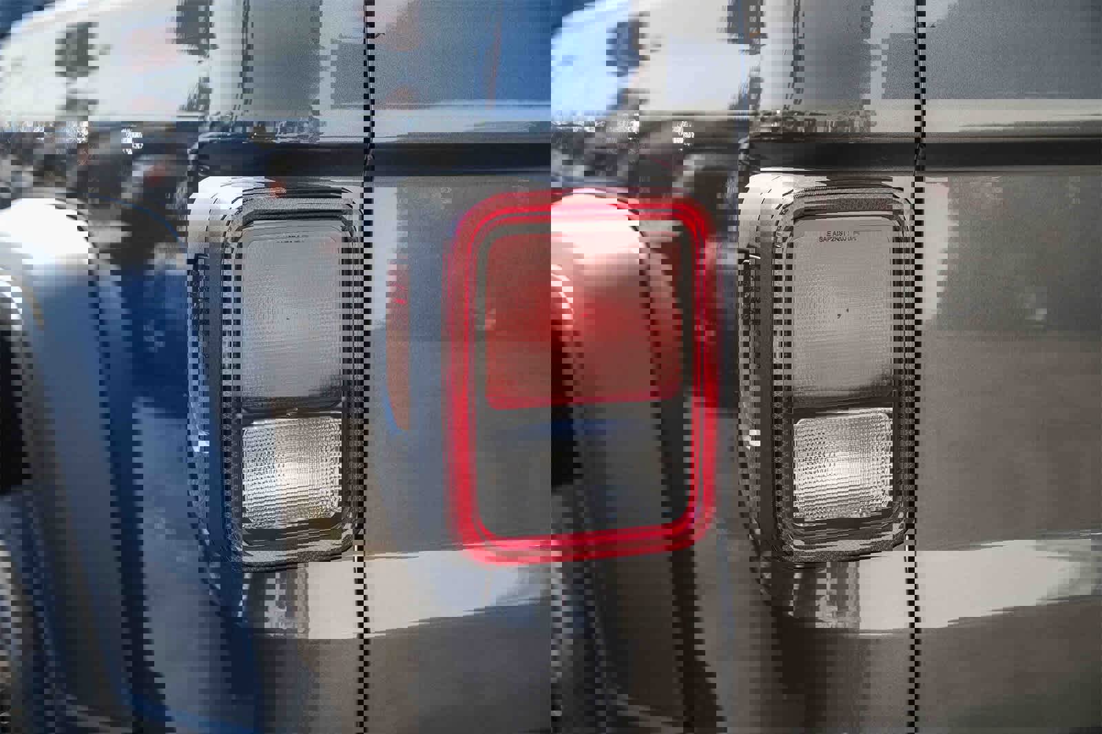 New 2026 Jeep Gladiator Sport image 7