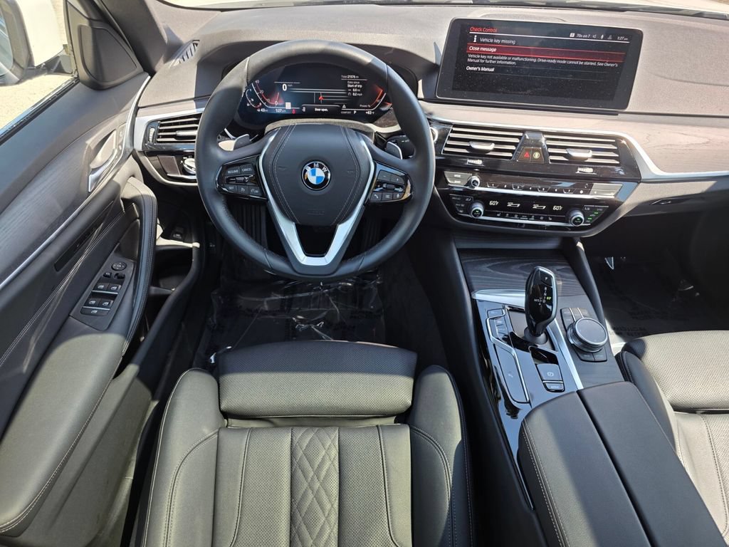 Used 2023 BMW 540i xDrive w/ Convenience Package AWD/4WD image 20