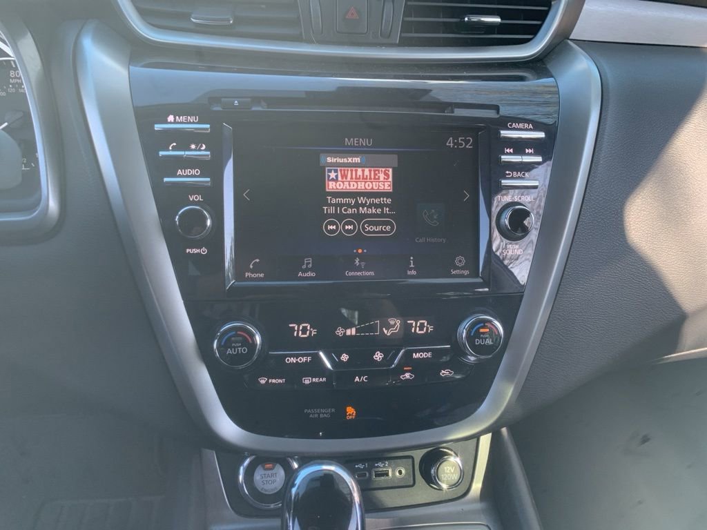 Used 2023 Nissan Murano SV image 16