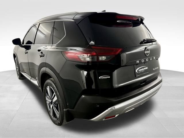 Used 2023 Nissan Rogue Platinum w/ Platinum Premium Package image 6