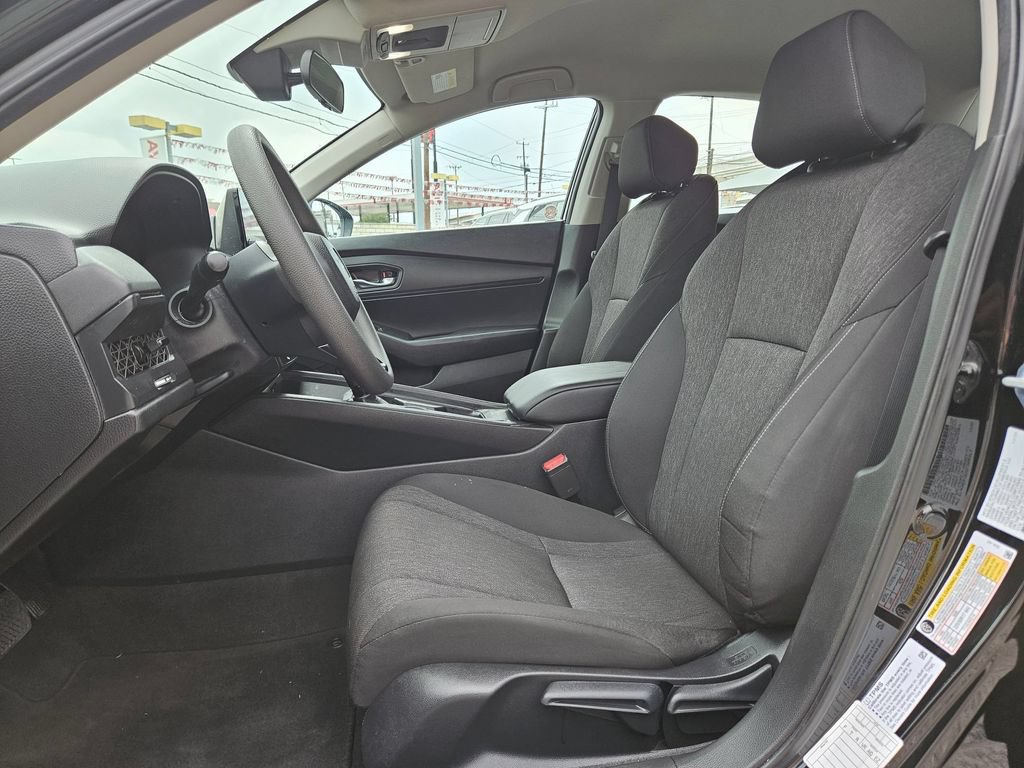Used 2025 Honda Accord LX image 15