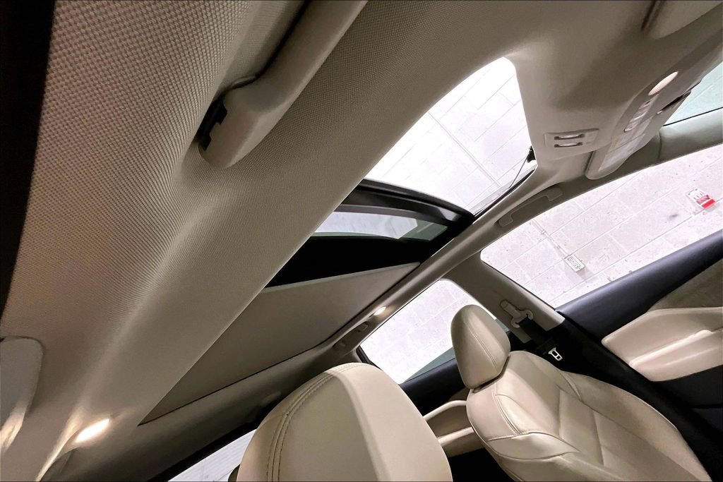 Used 2020 Nissan Murano SL w/ Moonroof Package image 27