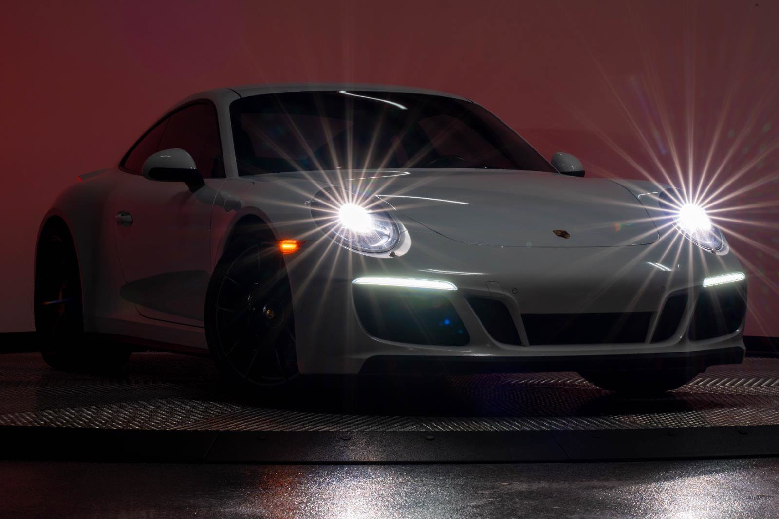 Used 2018 Porsche 911 Carrera GTS image 24