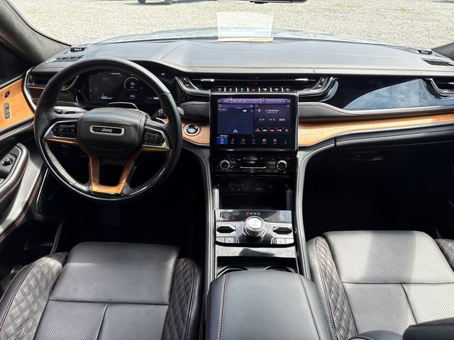 Certified 2025 Jeep Grand Cherokee L Summit AWD/4WD image 23