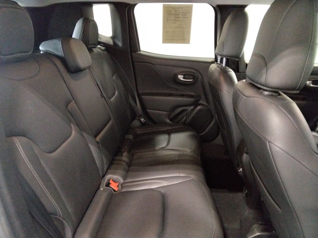 Used 2020 Jeep Renegade Limited w/ Safety and Security Group AWD/4WD image 41