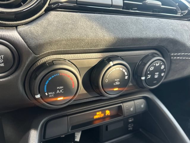 New 2026 MAZDA MX-5 Miata Club w/ Interior Package RWD image 19